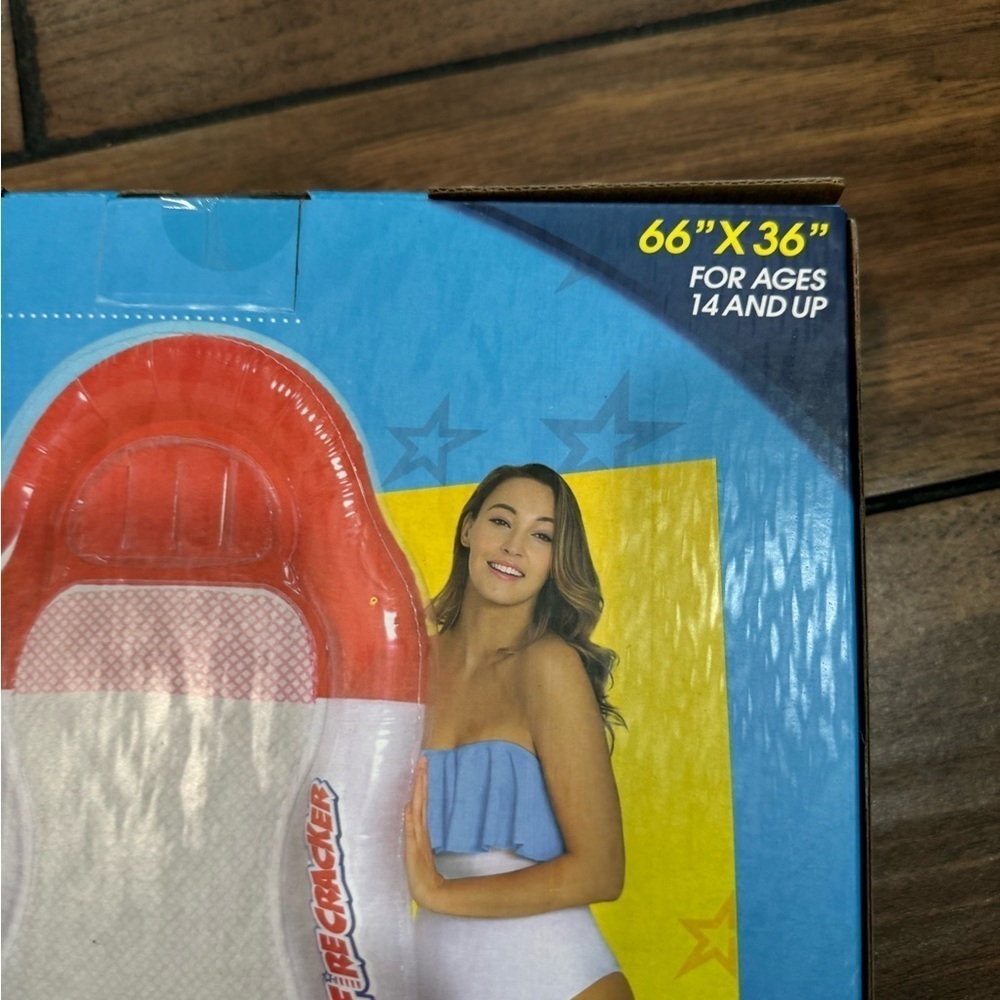 Firecracker giant Popsicle Lounge pool float - Picture 3 of 9